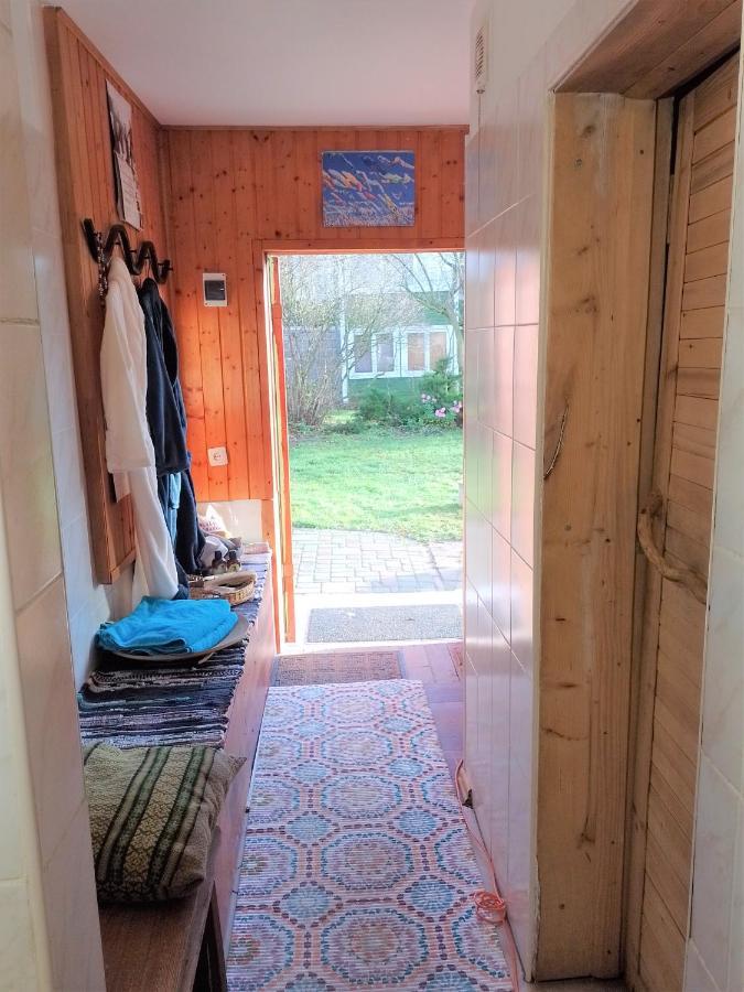 House, Garden & Sauna. Free Parking. Train Stop-200 M. Sea-1 Km. Jūrkalne Εξωτερικό φωτογραφία