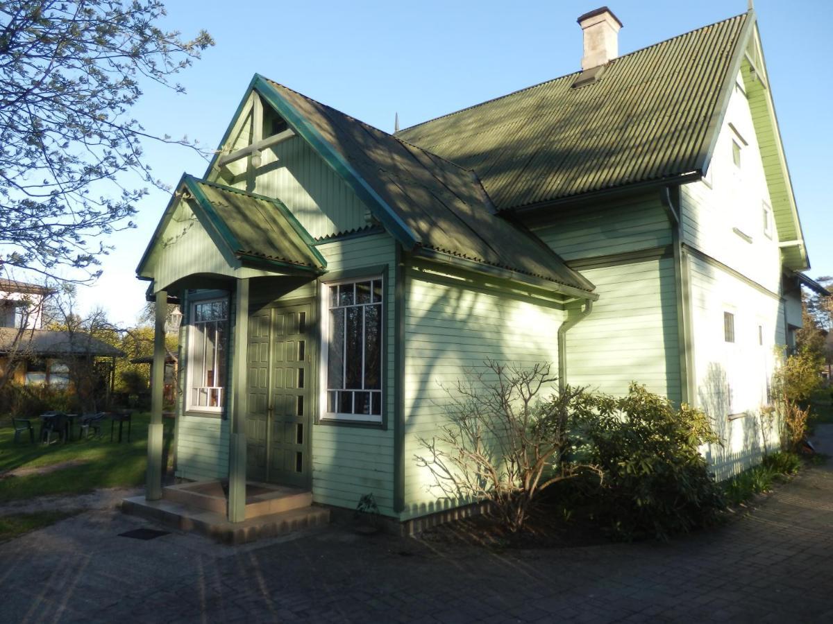 House, Garden & Sauna. Free Parking. Train Stop-200 M. Sea-1 Km. Jūrkalne Εξωτερικό φωτογραφία